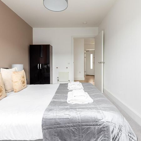 The Bridge Apartment Лондон Экстерьер фото