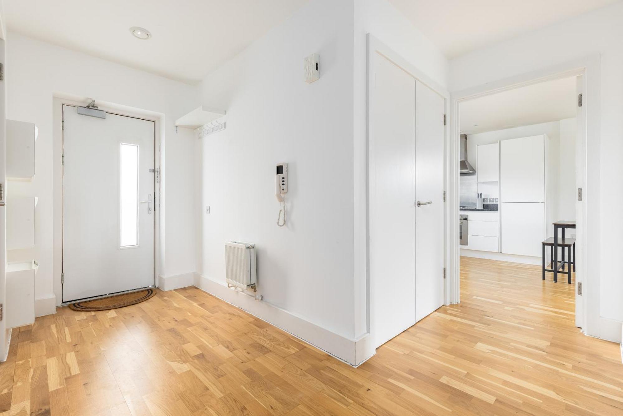 The Bridge Apartment Лондон Экстерьер фото